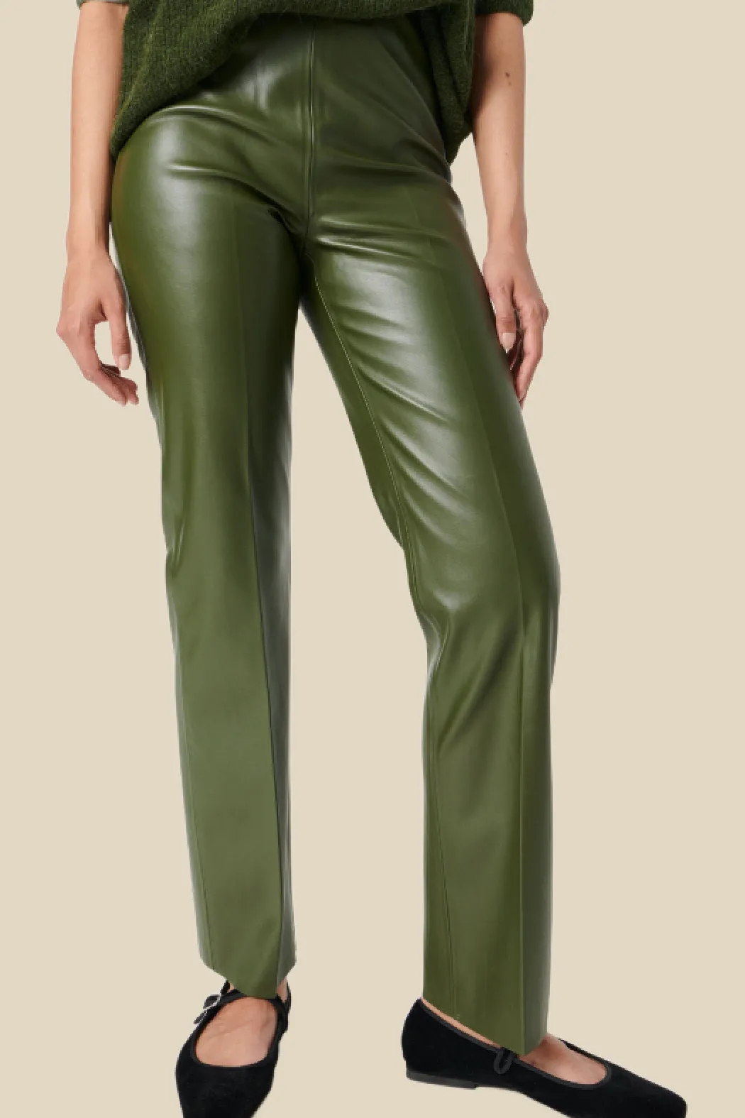 Sleek Kaylee Faux Leather Straight-leg Pants