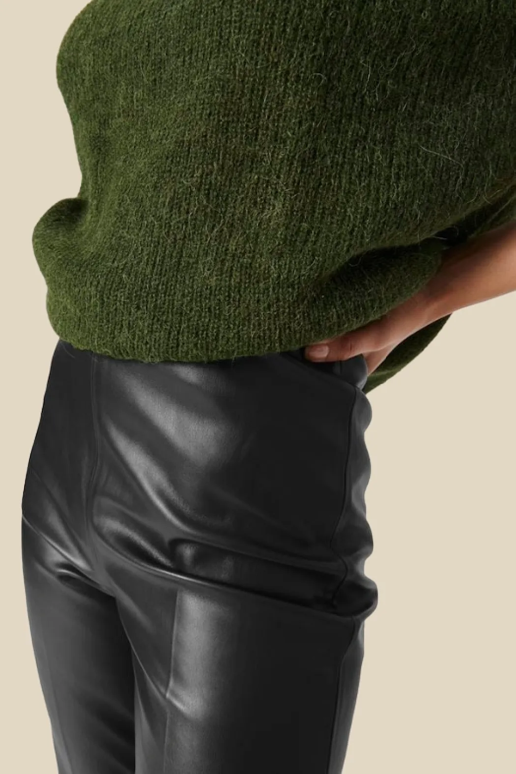 Sleek Kaylee Faux Leather Straight-leg Pants